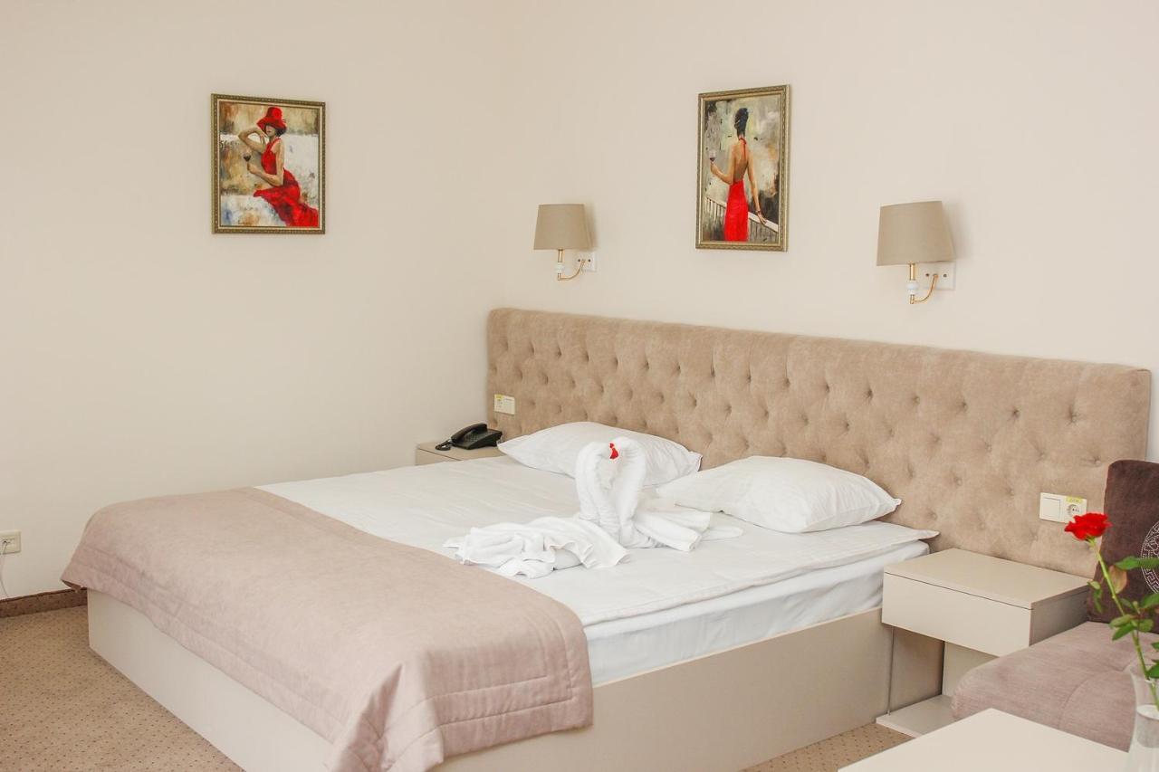 Hotel 52 Oldenburg Bagian luar foto